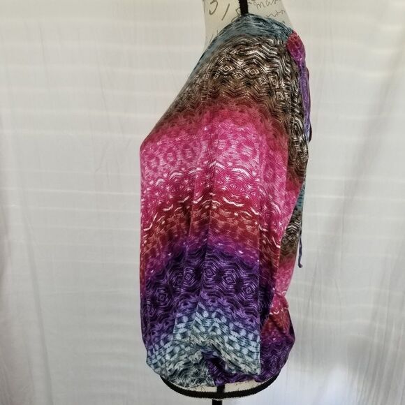 Democracy Geometric Print 3/4" Angel Wing Sleeves Bubble‎ Hem Blouse Size M - Picture 7 of 9